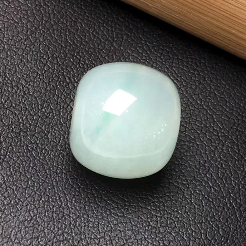 

Wholesale Natural Myanmar a-Level Ice Glutinous as Right as Rain Jade Lulutong Pendant