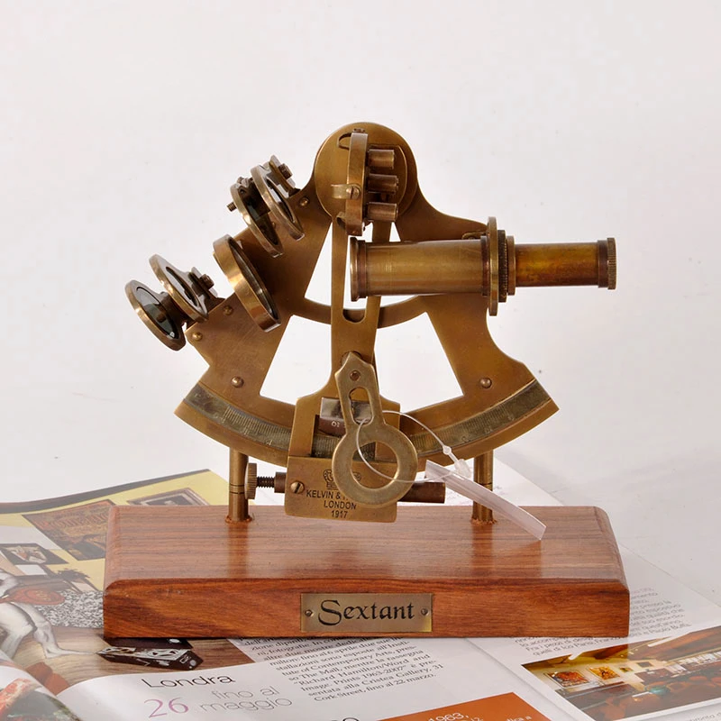 

Feng Shui Indian Pure Copper Retro Nostalgic European Antique Sextant Model Marine Photography Props Home Desktop Ornament Gift