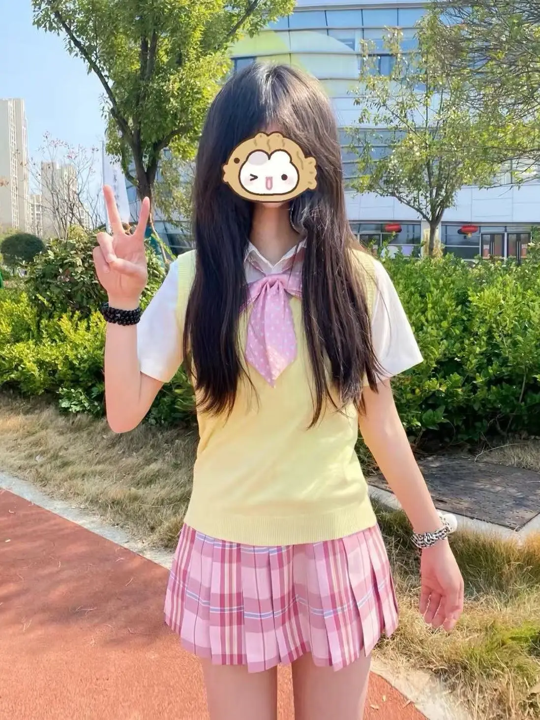 

Розовый вязаный жилет с V-образным вырезом, комплект для многослойного ношения, милый школьный стиль, юбка-карандаш, униформа JK, повседневный летний наряд, комплект из четырех предметов