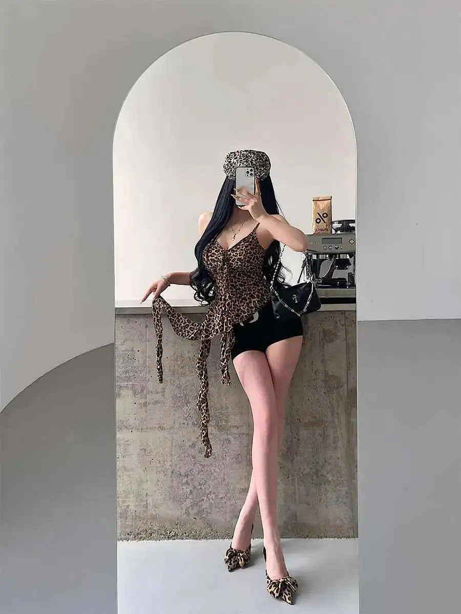 Vintage Style Spicy Girl Sexy Slim Irregular Fluttering Leopard Print Tank Top Sweet Fashion Women Tank Tops 2025 New Top UCN8
