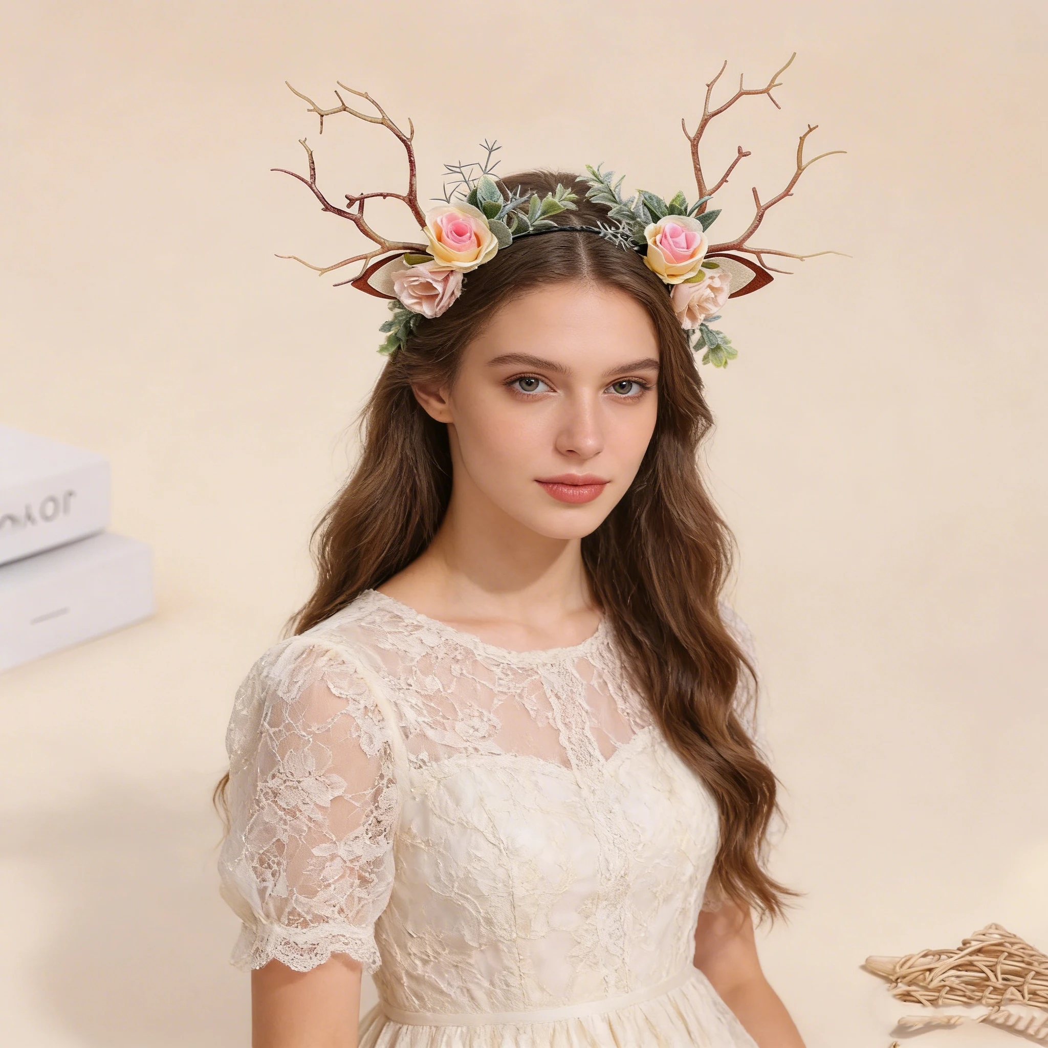 Haarband mit synthetischen Geweihblumen im Wald-Stil, Feenhaarband mit Baumspitzen, Cosplay-Kopfbedeckung für Weihnachten und Halloween, Foto- und Videodrehszenen – Detail 2