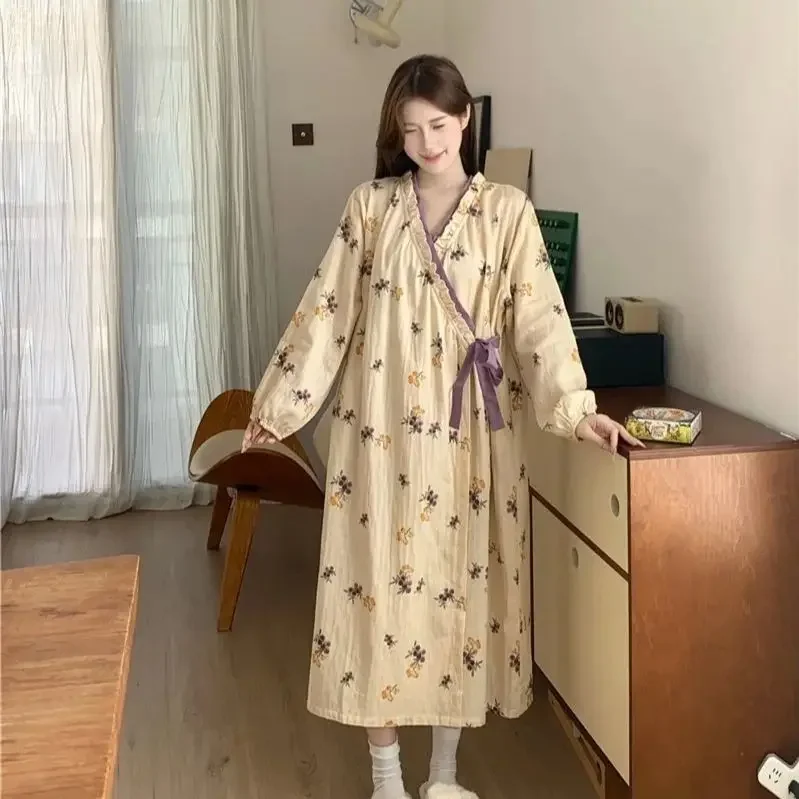 

Korean Style Floral V-neck Lace-up Nightgown Long Loose Long-sleeved Pajamas Spring Autumn Nightwear Woman Women's Kimono Cotton