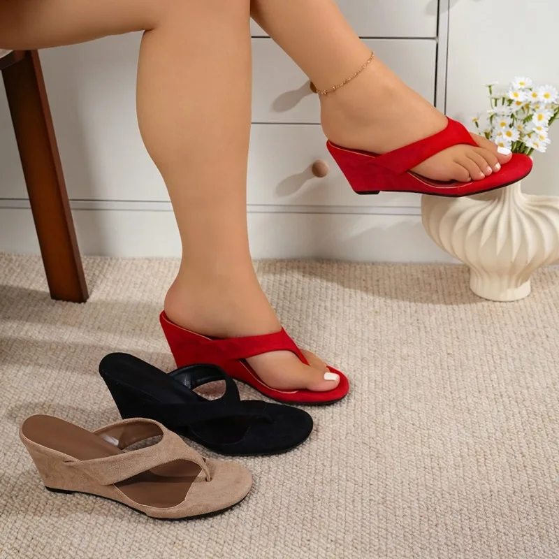 Summer New Solid Color Classic Retro Wedge Women's Sandals 2026 Fashion Round Toe Clip Toe Non Slip Women Shoes Сандали Женские