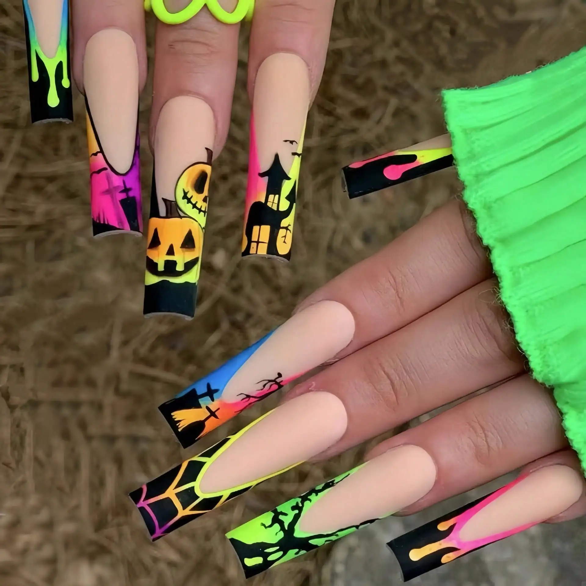 

Jelly Glue + Rubber StripLong Ballet Nails Halloween Nail Art Patches Pumpkin Castle Nail Art Detachable 24-Piece Fake Nail Patc