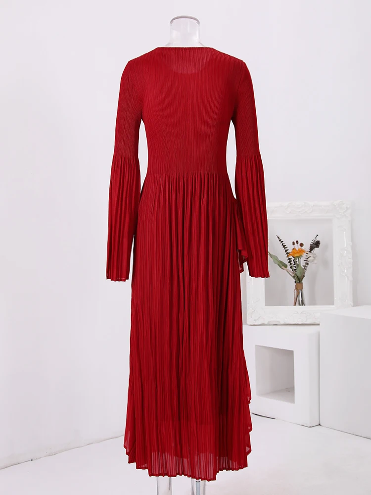 LANMREM Elegant Pleated Dress Women Irregular Ruffles Long Sleeves Split Design Solid Color Dresses Fashion 2024 New 32C738