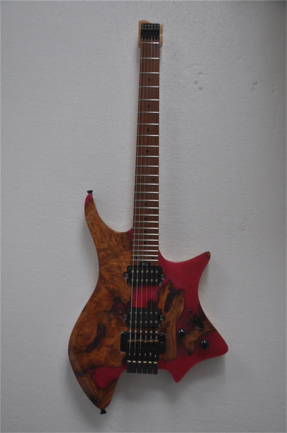 Headless 6 Strings Electric Guitar With Roasted Maple Neck Mahogany Body Customization Service