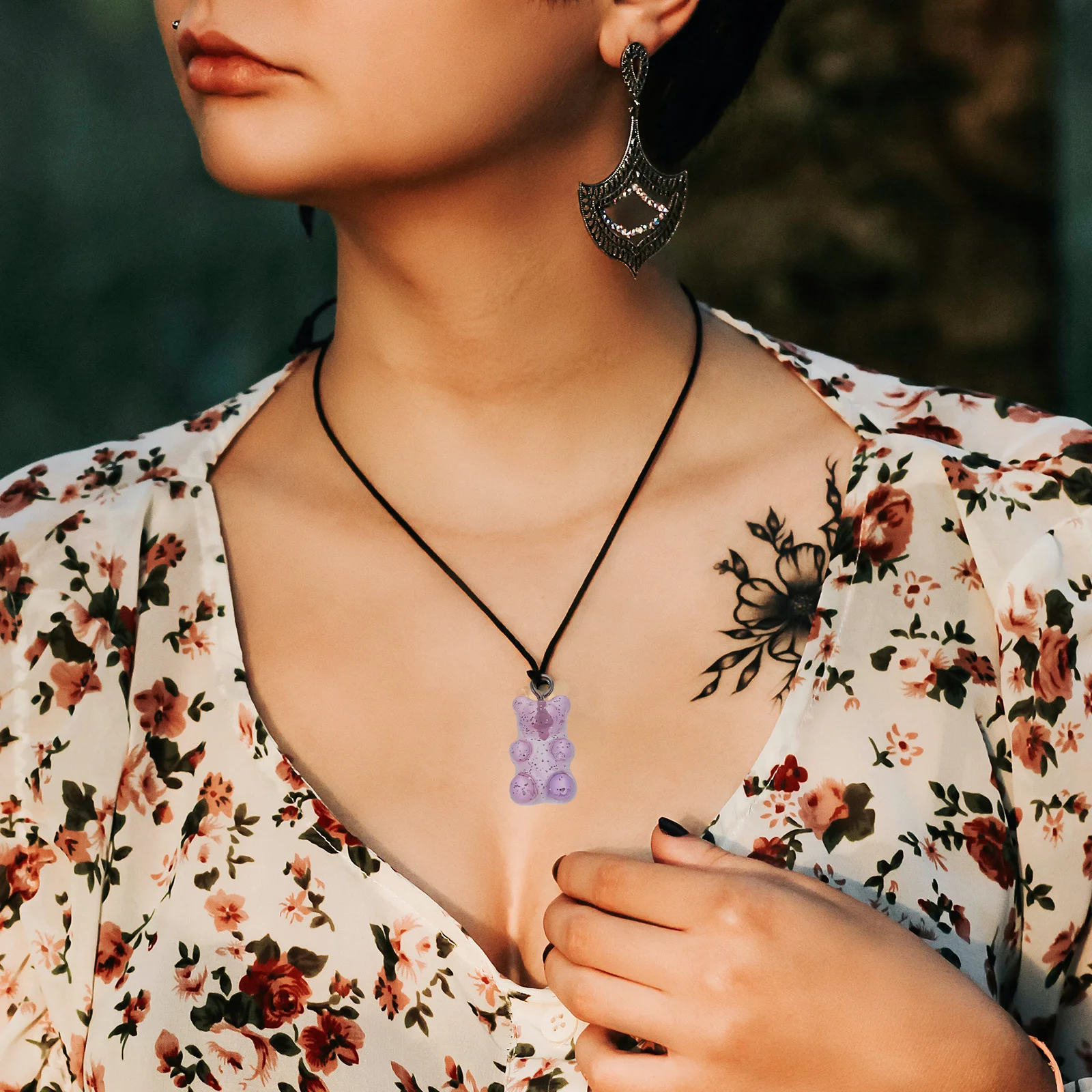 

40Pcs Resin Cartoon Bear Charms DIY Jewelry Making Pendant Set for Necklace Earrings Bracelets Jewelry Making Charms