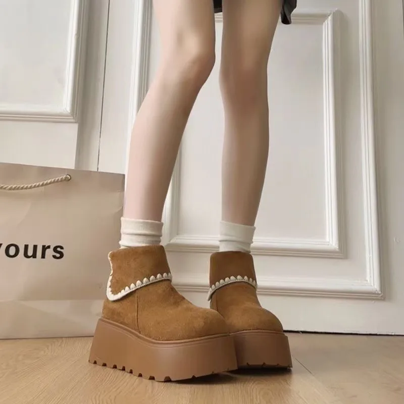 Bottes d’hiver pour femmes, à plateforme, pour la neige, doublées de polaire, chaudes, bottines à lacets, avec bordure en dentelle, semelle épaisse, chaussures rehaussant la taille.