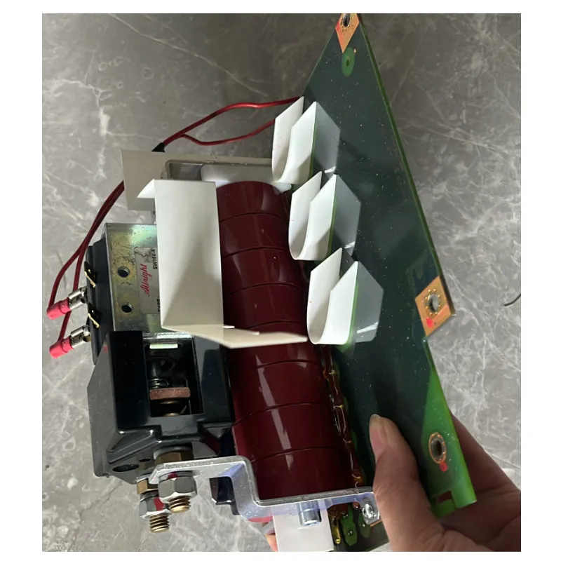 CONTACTOR STOCK L-467C