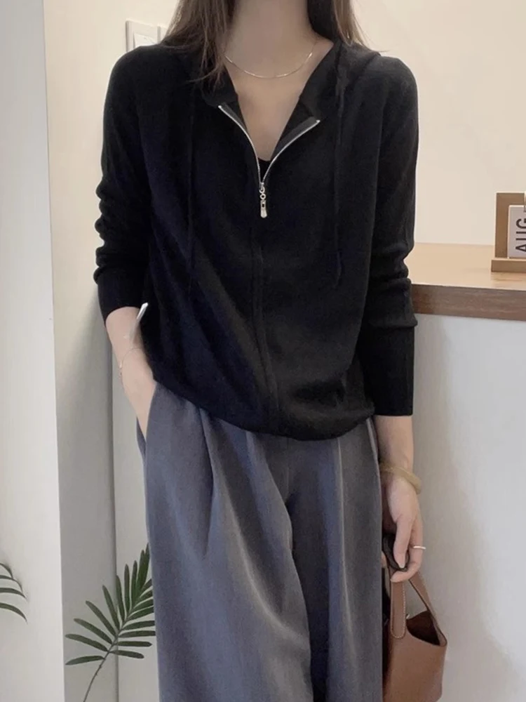 

Casual Simple Color Hooded Wool Knitted Sweater Early Autumn Commute Anti-Aging Versatile Long Sve Zipper Top