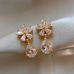 Light Luxury Zircon Stud Earrings Women's Fashion Flower Leaf Earrings Elegant Imitation Pearl Ear Stud Party Wedding Jewelry