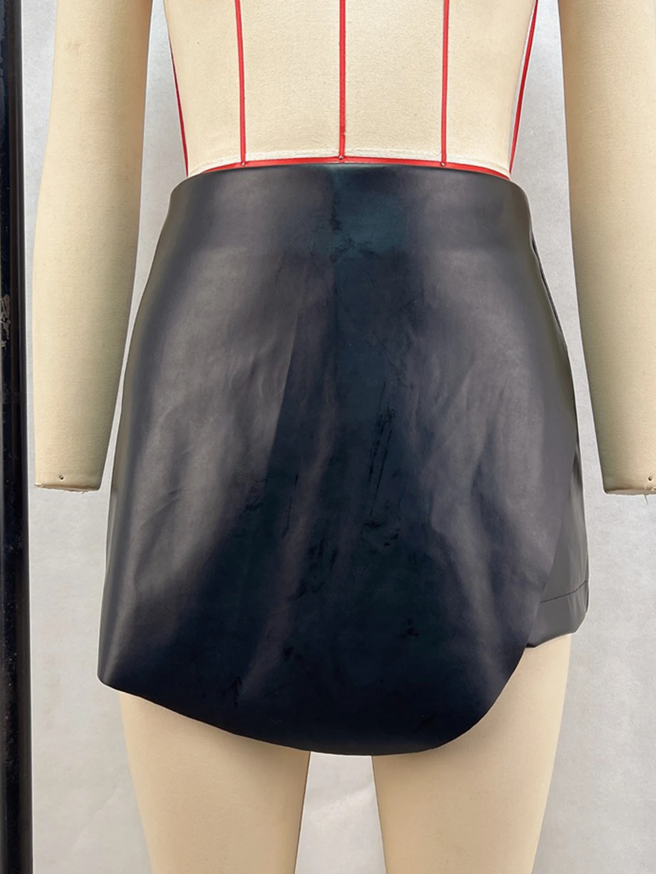 Sexy black fashion casual PU leather shorts women clothing summer goth woman mini booty shorts high waist short skirts hot pants
