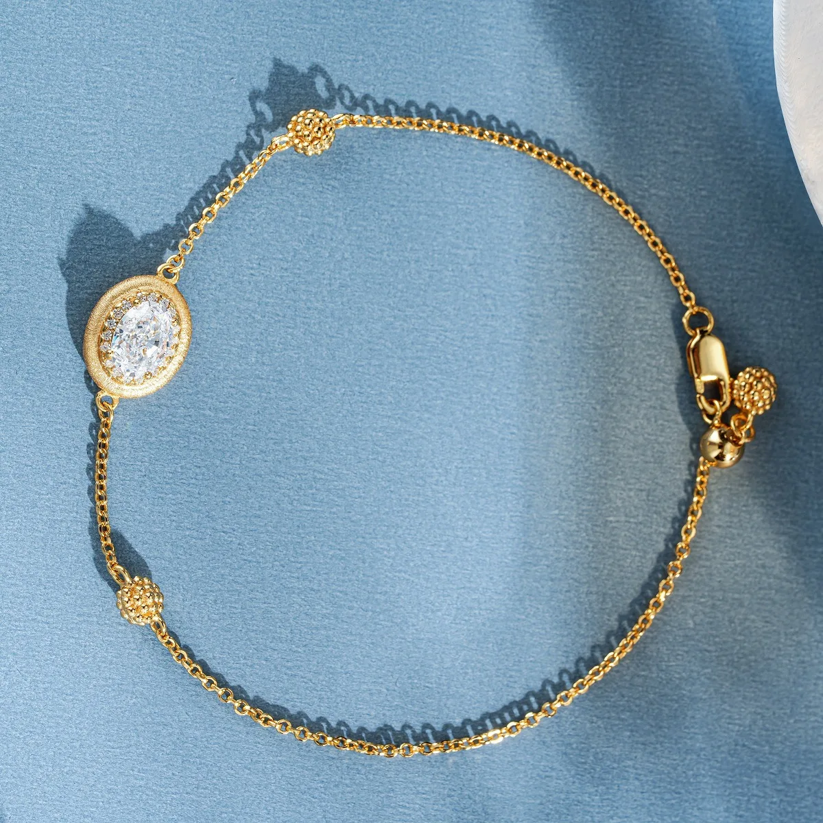PT950 platinum bracelet with radiant-cut zirconia chain and full diamonds