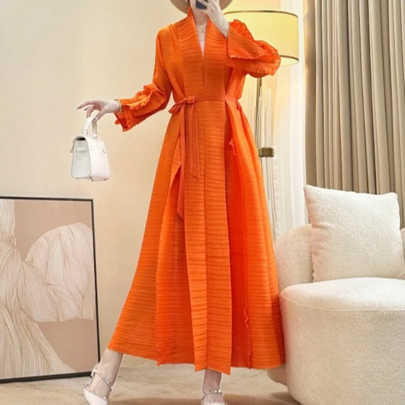 Abaya Robe Miyake Plissee Mode Langer Trenchcoat Damen Neue Langarm Lässige Vielseitige Große Revers Krawatte Dünne Faltenjacke