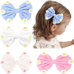 2 PC Daisy Hair Clips Girls White Bow Hair Clips Simple Flower Hair Accessories Hair Clips for Women and Girls Headwear