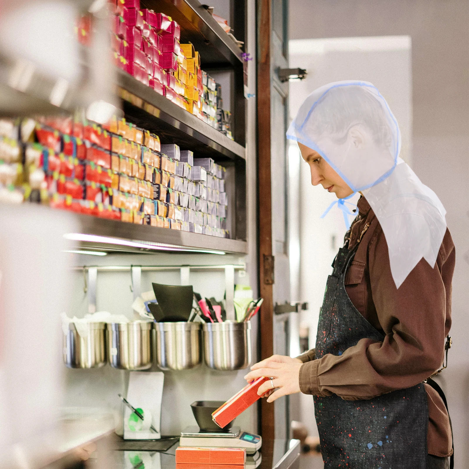 

12 шт. одноразовые шапочки для окрашивания волос, инструменты для салонной тонировки, защитные поля, защита шеи, простая в использовании синяя шапочка для окрашивания волос