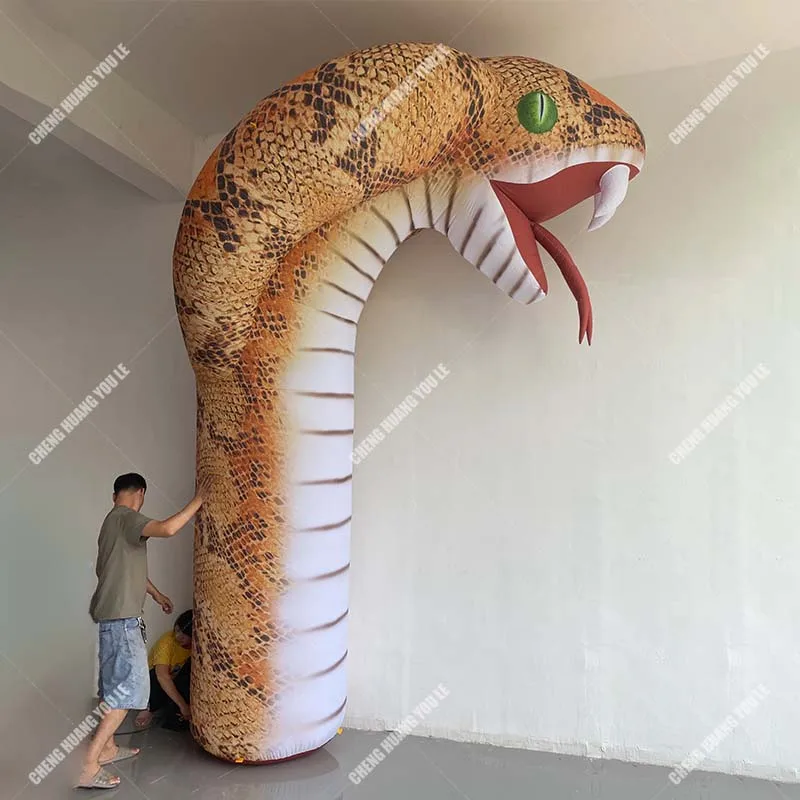 Modelo inflable gigante de dibujos animados de animales de serpiente para decoración