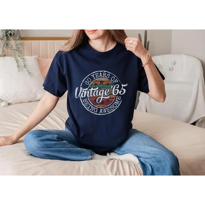 تي شيرت عتيق لختم عيد الميلاد لعام 1965 للاحتفال بعمر 60 عامًا #1
