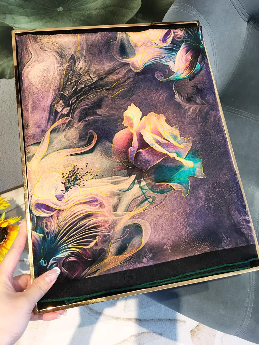 

Chinese style 100% silk embroidery high-end double-sided silk scarf New Hanfu style comfortable and breathable shawl 106X106CM