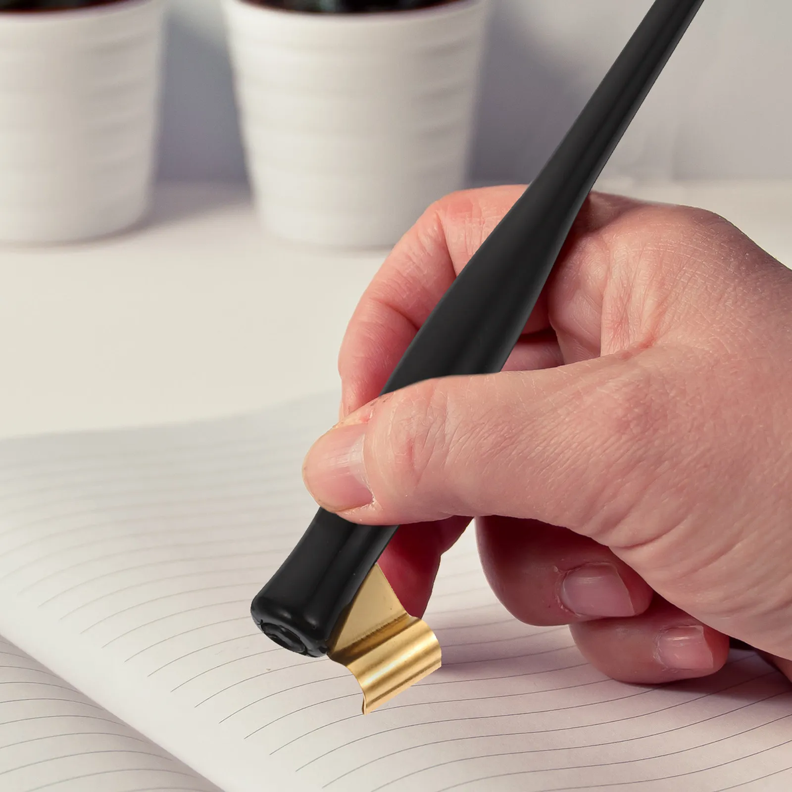 

2Pcs Lightweight Resin Nib Holder Dip Pen Handle for Calligraphy Drawing Writing Stability Control Portable Art Stationery
