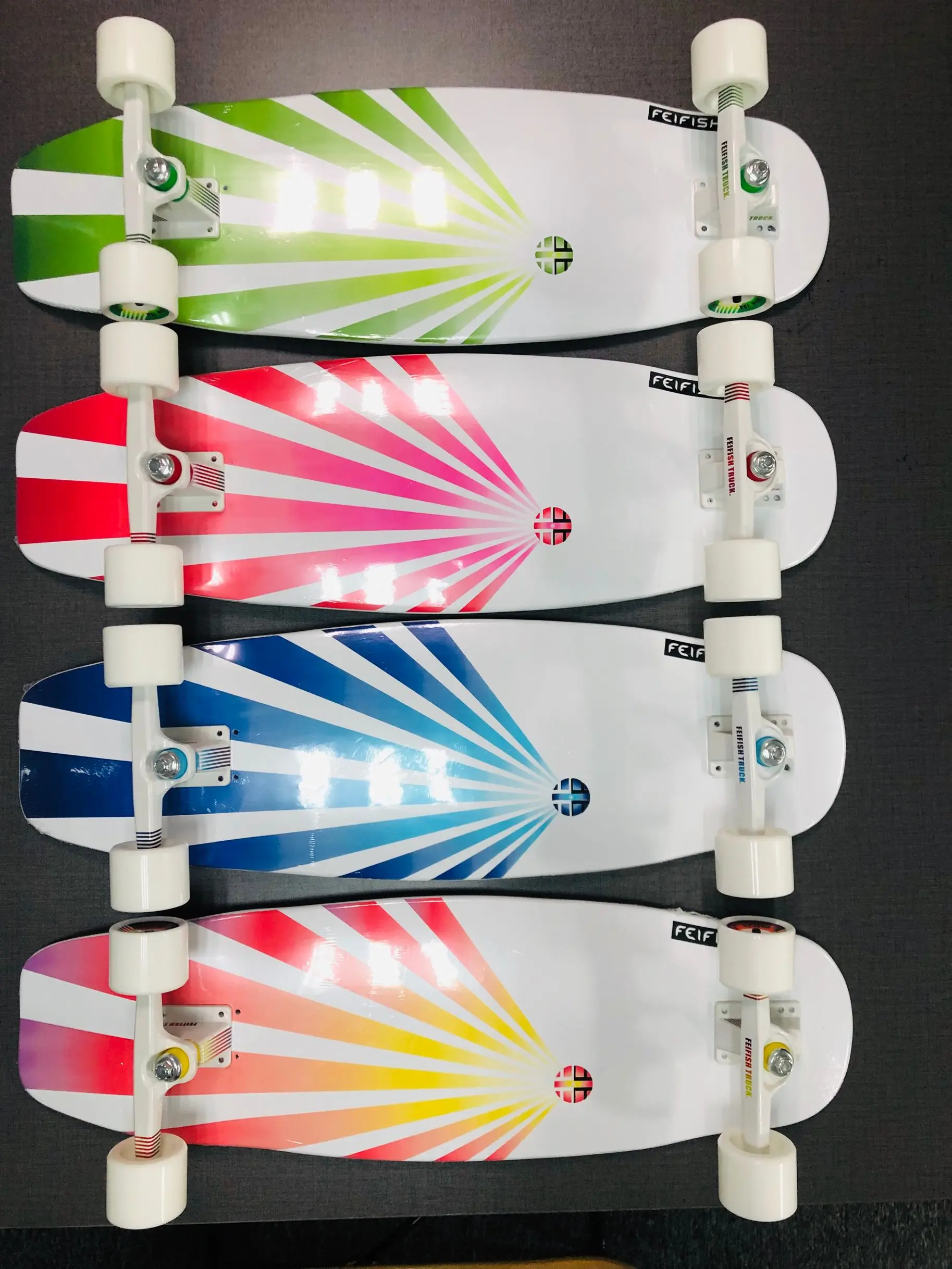 Hot Selling Surfing Complete 7 Layers Full Canadian Maple CX4 CX7 Truck Surf Skateboards Skate Board