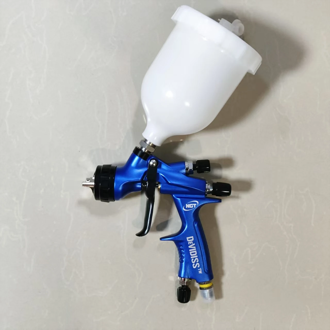 

Devidiss HVLP for Gt Pro Te20 Lite Spray Gun Set Comfortable Grip 1.3mm Nozzle for Professional Car Paint Effects Easy Maintena