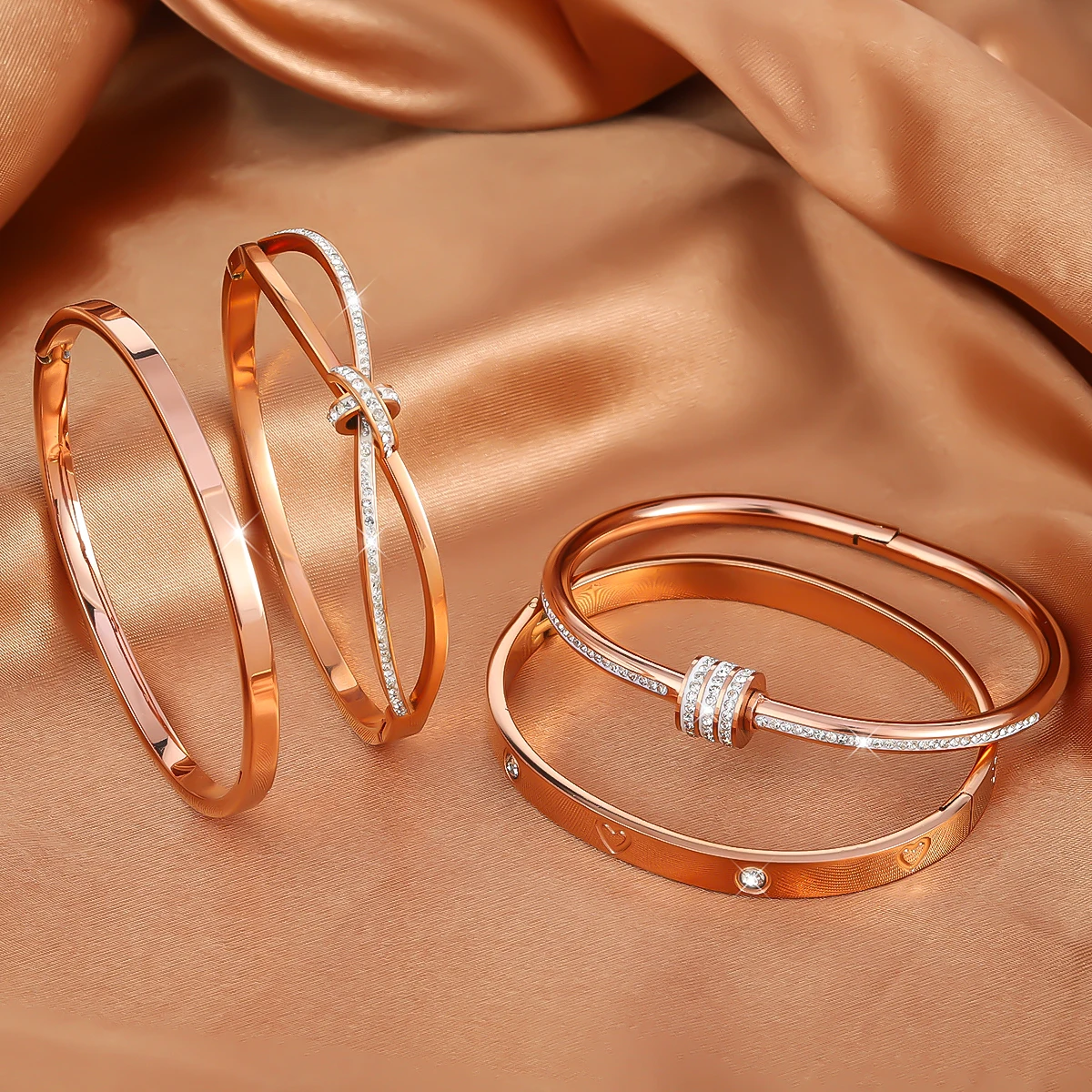 

4Pcs/Set Classic Stainless Steel Bracelet Bangle for Women, Stacked Wearing Shows Unique Style, Waterproof Jewelry Gift