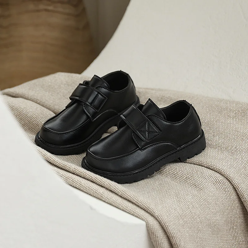 الأطفال أحذية جلدية رسمية سوداء كلاسيكية بنين أداء المدرسة المتسكعون سميكة القاع رائجة البيع الاطفال السببية موحدة حذاء مسطح
