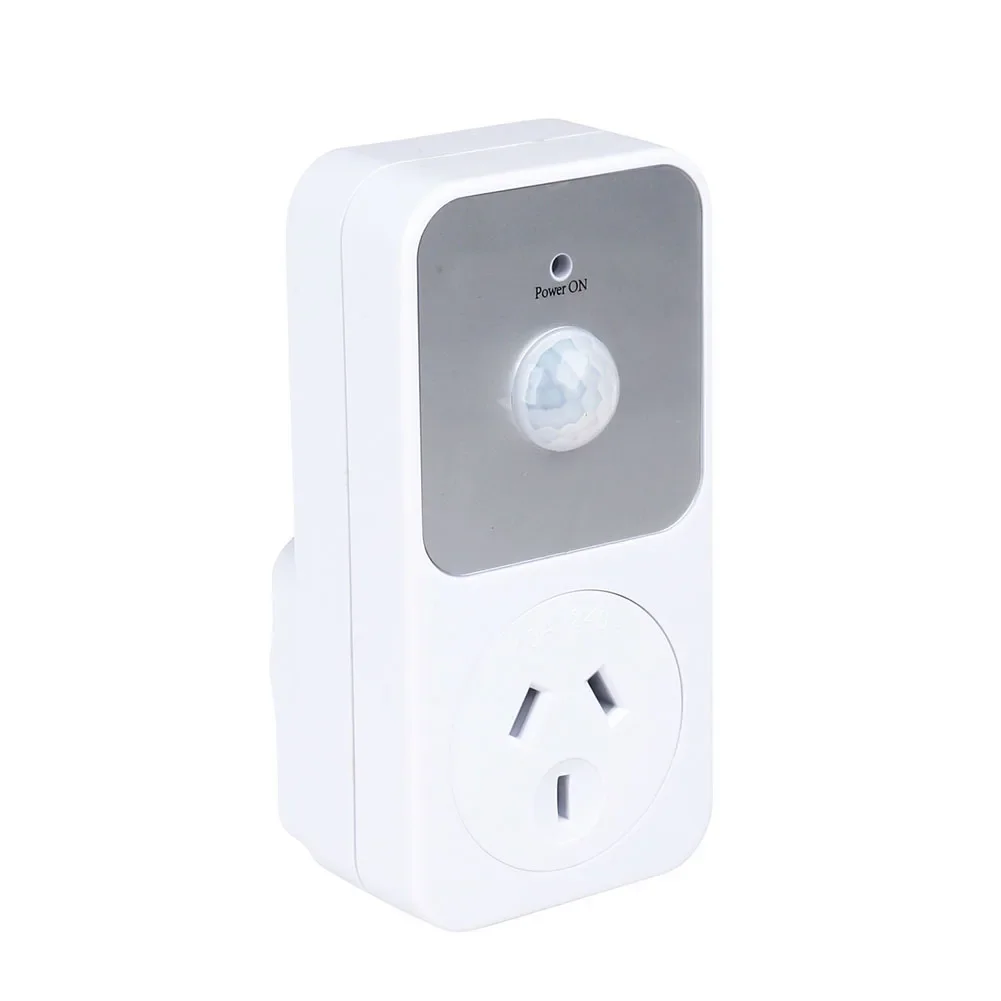 Energy Efficient Power Socket 10*5*7cm Motion Detection Socket 100-Degree Detection Angle PIR Sensor Technology