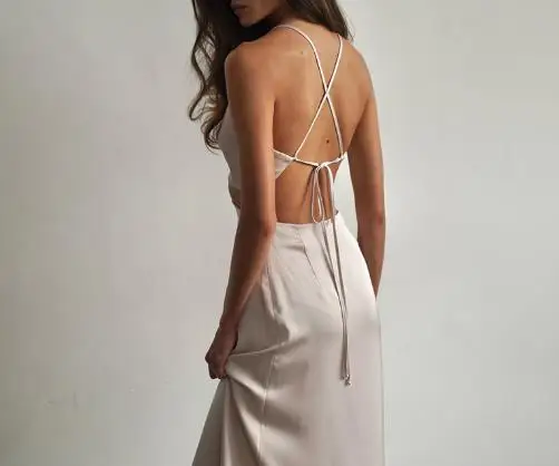 

Women's Dress 2025 Fashion Autumn Latest Elegant Sexy New Solid Color Sleeveless Bareback Strap Strap Waist with Hip Wrap Dress