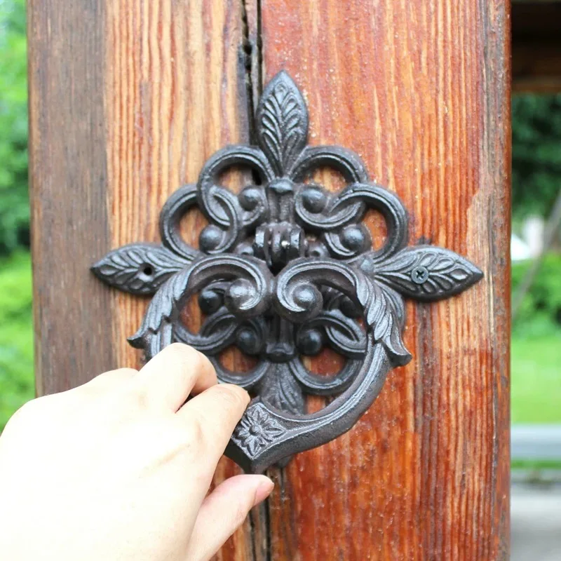 Vintage Cast Iron Door Knocker, Decorative Fleur-De-Lis Design, Black Antique Finish, 19.5x19.5x3.5 cm, Traditional Victorian St