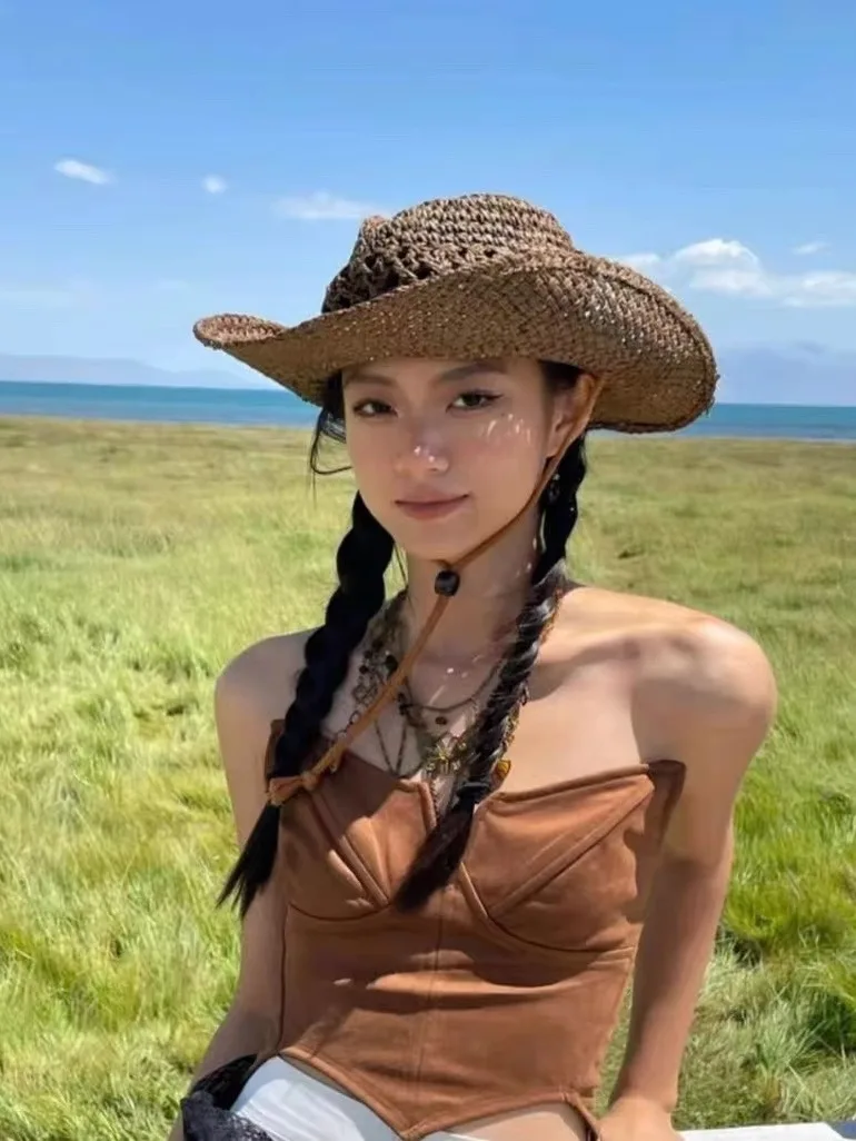 Women's Summer Wide Brim Cowboy Hat Outdoor Hiking Beach Sun Protection Hat Casual round Top Cap for Travel And Leisure