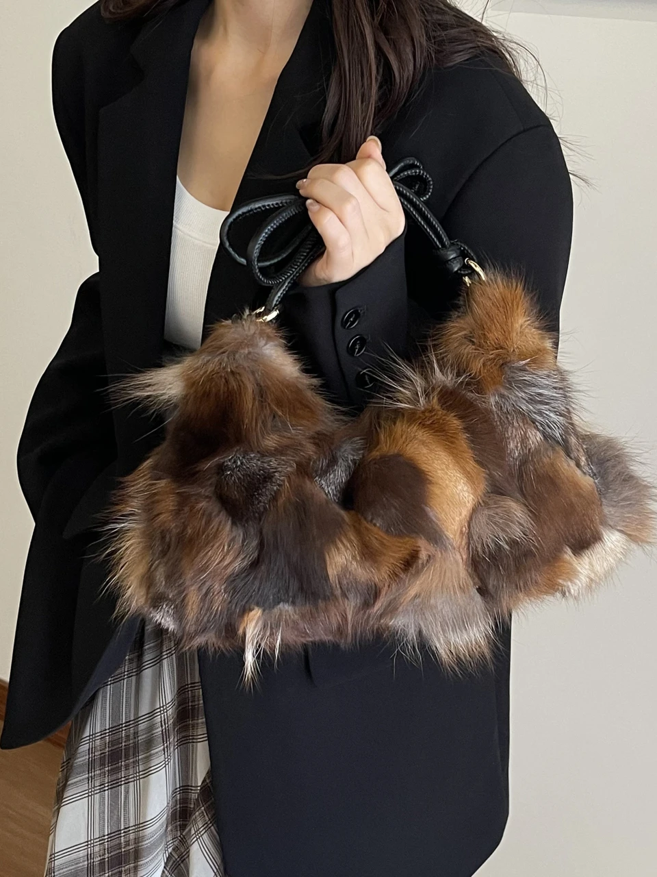 

Ele Commuter Women's Fur oulder Bag Faionable Versatile Tote Handbag Underarm Single Strap PU Leather Soft Bag