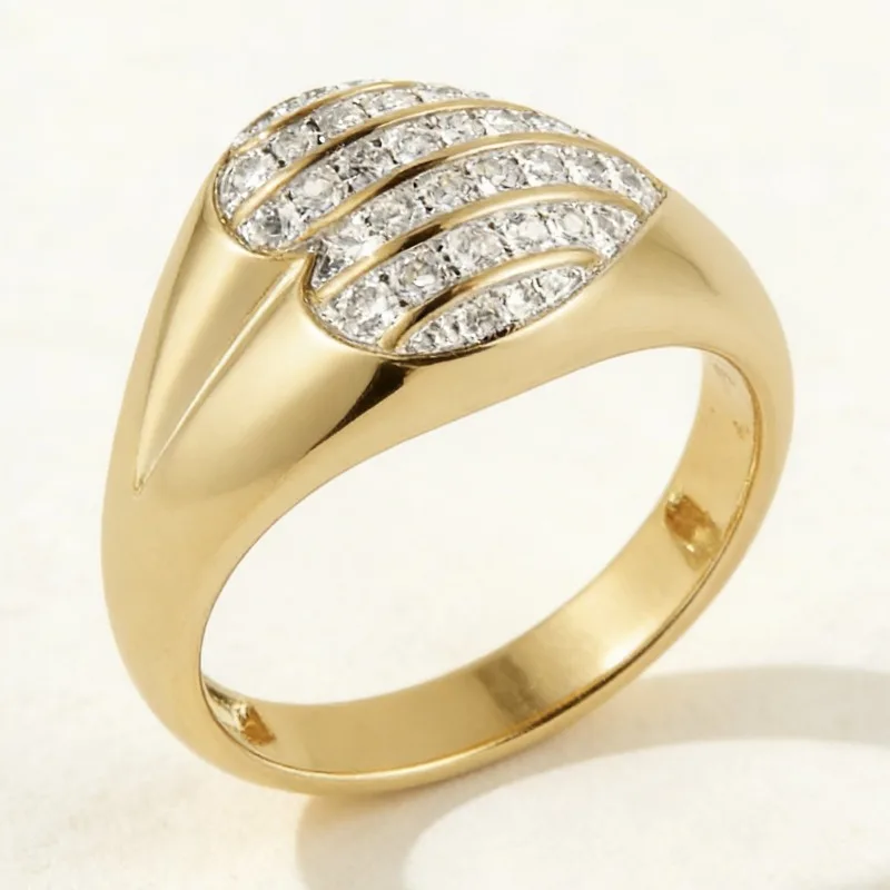 

High quality creative sparkling zircon heart-shaped ring suitable for women and men's hip-hop style finger jewelry gifts