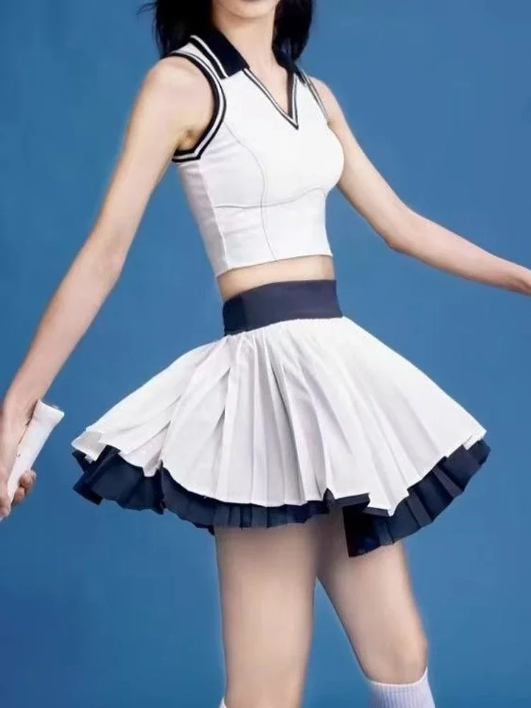 2026New fashion tennis suit ladies with bra summer sleeveless sports vest blouse ladies lapel short T-shirt pleated skirt
