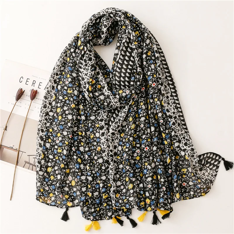 2023 New Small Flower Pattern Tassel Scarf Shawls Soft Long Floral Pattern Foulard Head Wrap Hijab Scarves Free Shipping