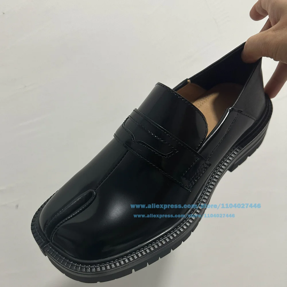 Split Toe Tabi Loafers Men\'s Thick Soled Single Shoes Soft Leather Soft Soles Leather Shoes Solid Color Brand Shoes Men Shoes