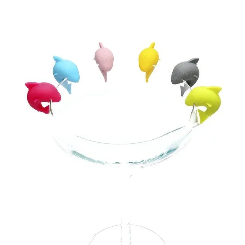 6Pcs Silicone Red Wine Glass Marker Creative Shark Sticker Sucker Mark Glass Identification Cup Identify Label Tag for Party Bar