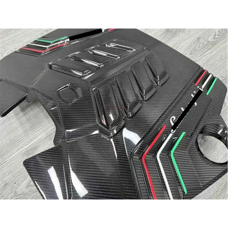 

For Lamborghini URUS High Quality OEM Style Dry Carbon Fiber Hood Bonnet