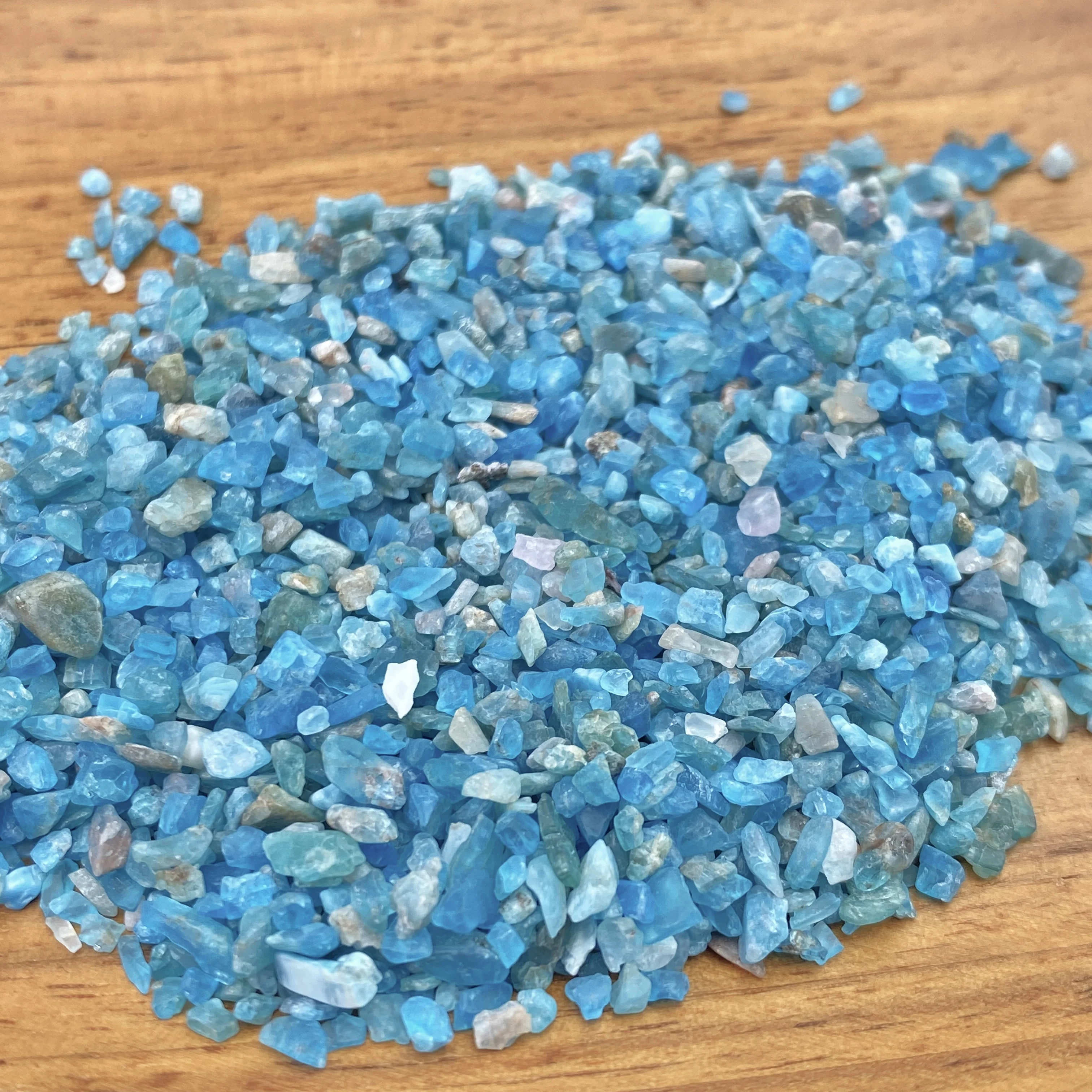 Pierre naturelle Apatite bleue, 50 g/100 g/sac, matériau cristal, gravier, puces, minerai, minéraux, spécimen Reiki, pierres précieuses, décor d'aquarium