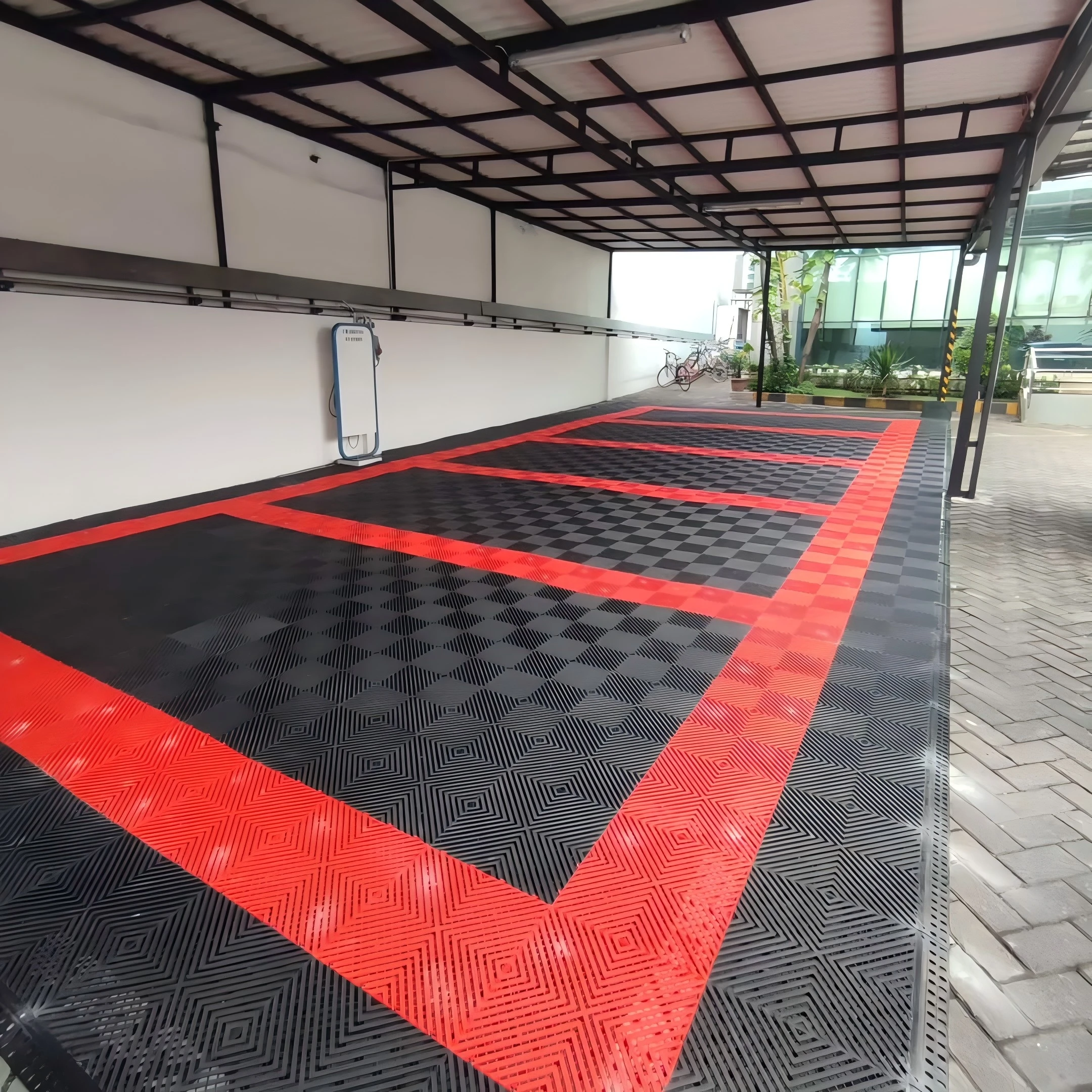 

High Strength Motorcycle Floor Garage Mat Plastic Modular Interlocking Garage Floor Tiles