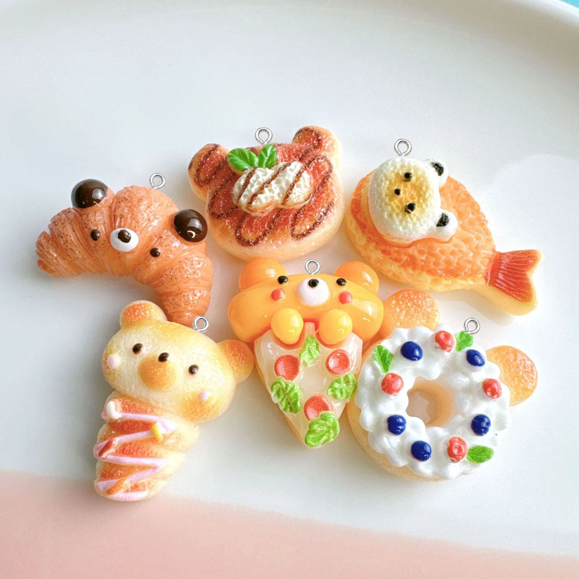 10pcs Cartoon simulation bear bread resin pendant diy handmade Earring keychain making for Phone case decoration Accessories