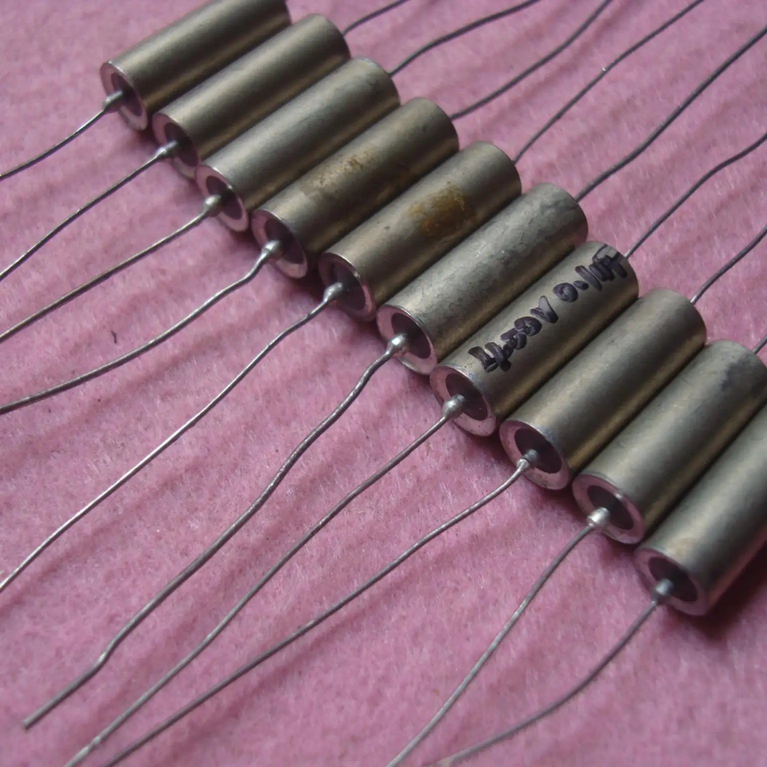 1個 0.1μF 0.22μF 0.33μF 0.01μF 50V 100V 200V 400V 高忠実度真空管アンプ用 オイル浸漬型 ギター用 アキシャルコンデンサ