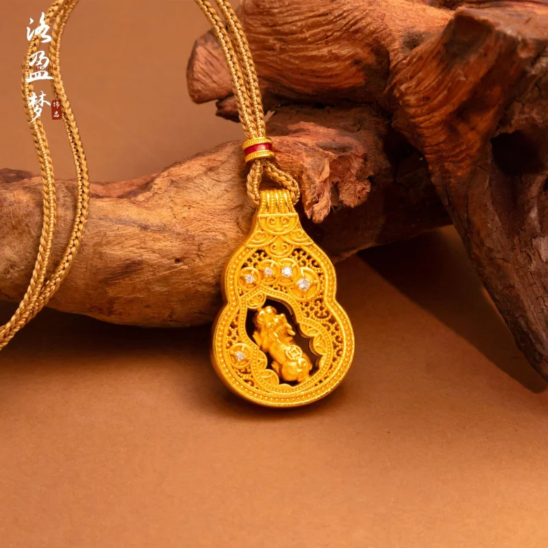 Gold-Plated Copper  Fortune Rotating Pixiu Inlaid Diamond Gourd Pendant Women's Fashion Braided Sweater Chain Pendant Wholesale