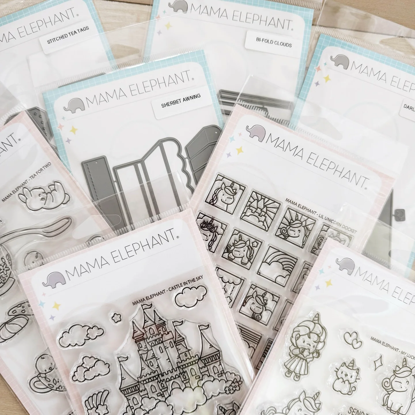 

MAMA ELEPHANT Castle in the Sky Bi-Fold Clouds Creative Metal Cutting Dies Stamp for DIY Handmade Photo Album Scrapbook 2026 New