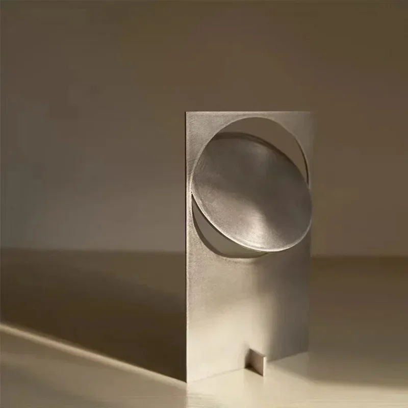 Modern Style Minimalist Sunset Table Lamp, Luxurious Art Table Lamp, Creative Lighting Fixtures, Sunset Atmosphere Indoor Lamp.
