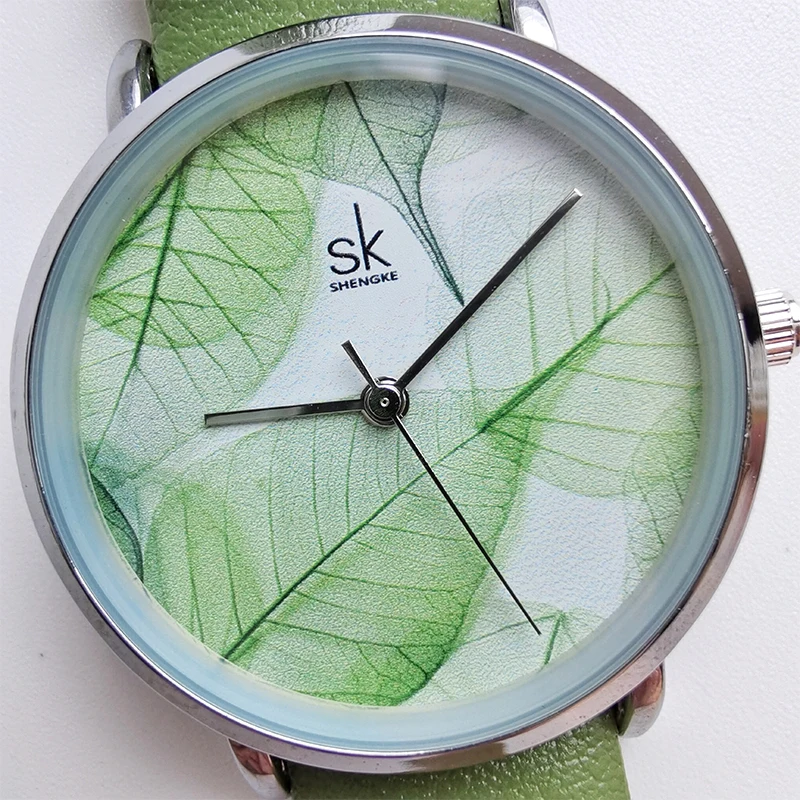 Shengke Fashion Watch For Women Summer Green Leaves Dial Watch Women Slim Leather Strap Quartz Ultra Thin Case Women Watch