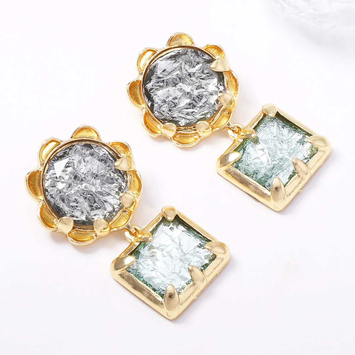 Persönliche Metall-Quadrat-Kristall-Strass-Ohrhänger für Damen 2026 Trendiger Schmuck Luxus-Bankett-Party-Accessoires – Detail 5