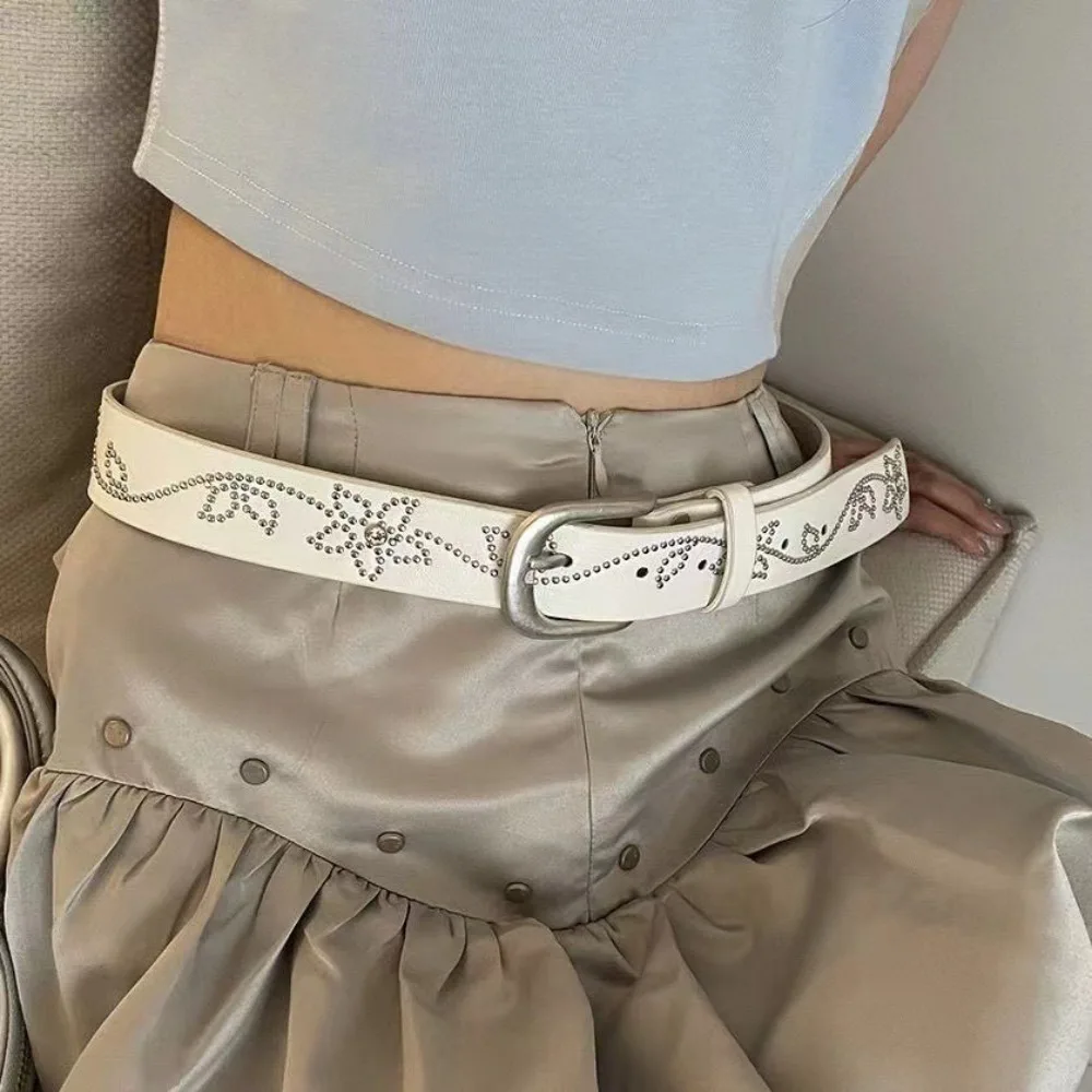 Simple Flower Rhinestone Belt Y2K White Rivet Belt Pin Buckle Black PU Leather Waistband Decorative Jeans