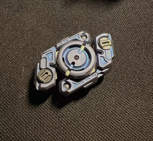 

Second-hand product EDC Mackie mechanical arm fingertip gyroscope